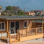 Domvs Glamp Holiday park