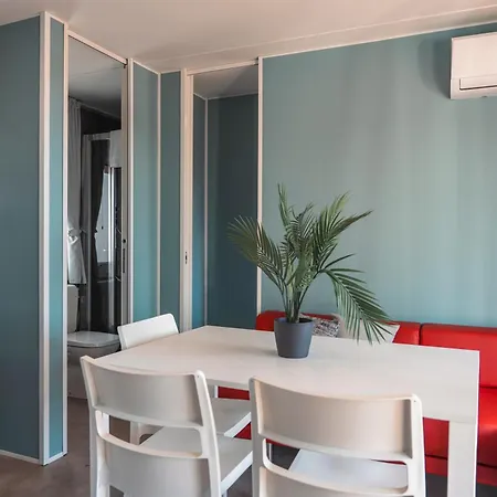 홀리데이파크 Domvs Glamp