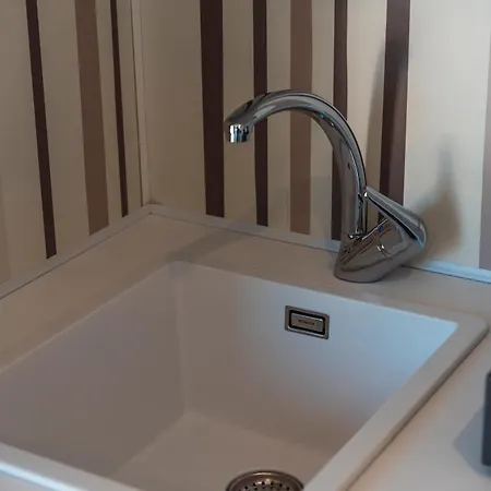 Domvs Glamp * 바메노