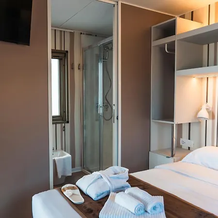 홀리데이파크 Domvs Glamp