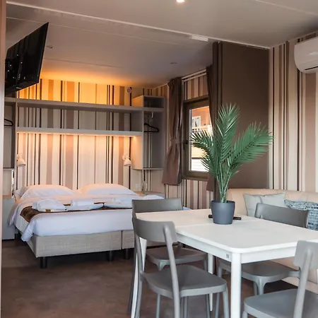 Domvs Glamp Holiday park
