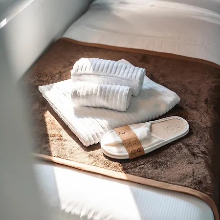 Domvs Glamp 홀리데이파크 *