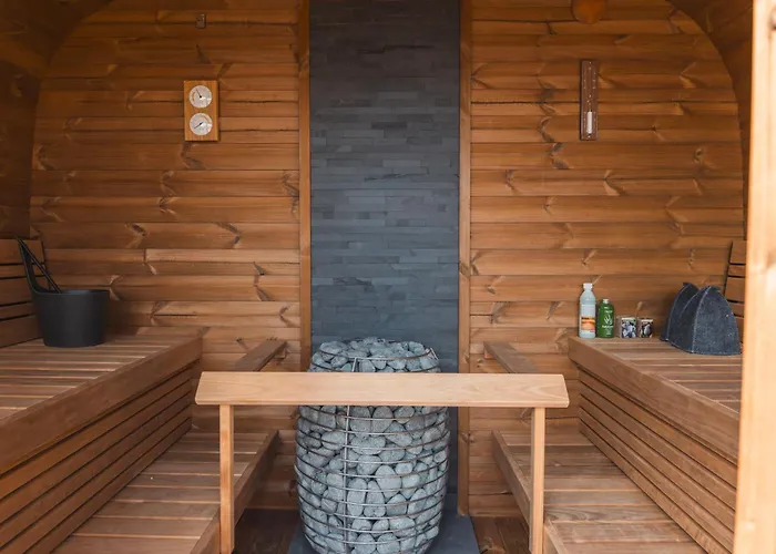 Domvs Glamp 바메노