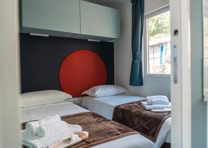 홀리데이파크 Domvs Glamp