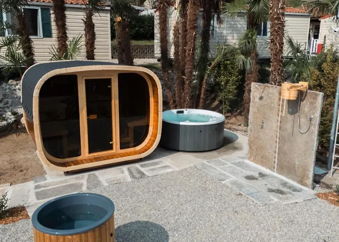 Domvs Glamp * 바메노